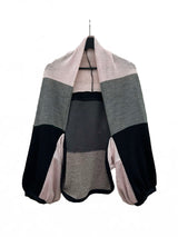 Ermi | Shrug, pastel & black